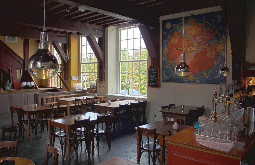 Het Brouwerscafé van De Hemel in Nijmegen in vroeger jaren